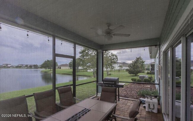 Building Photo - 111 Ash Breeze Cv