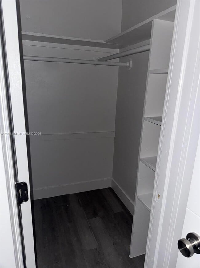 Building Photo - 225 SW 76th Ct