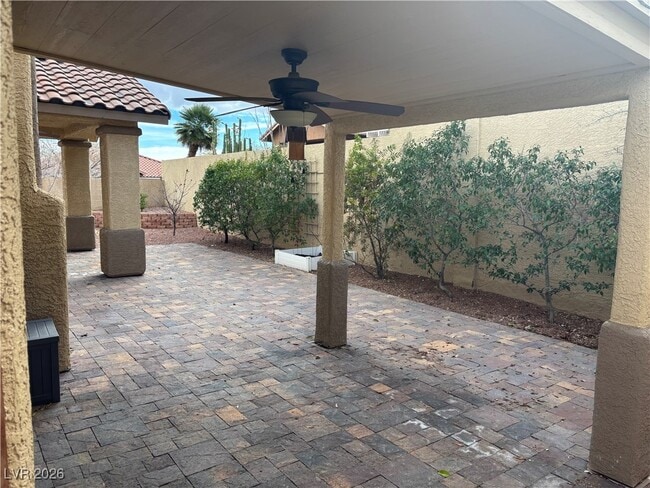 Building Photo - 10601 Umbrella Tree Ct