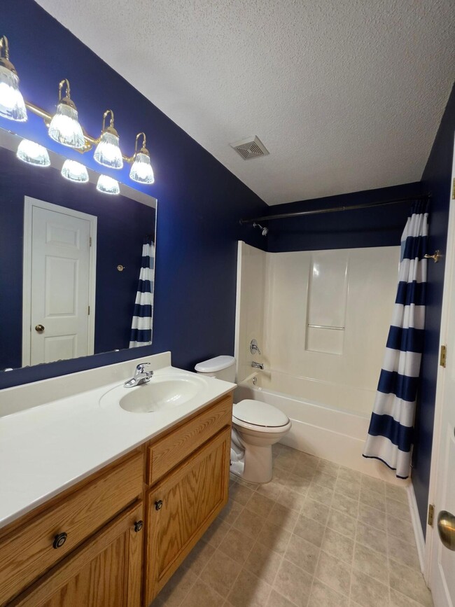 Building Photo - 2614 Trufield Dr