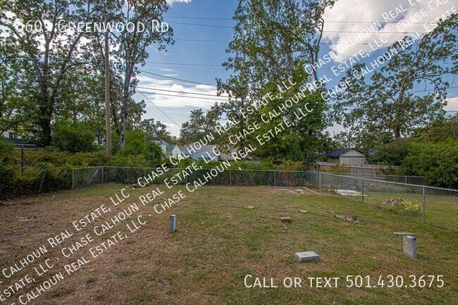 Building Photo - 6609 Greenwood Rd