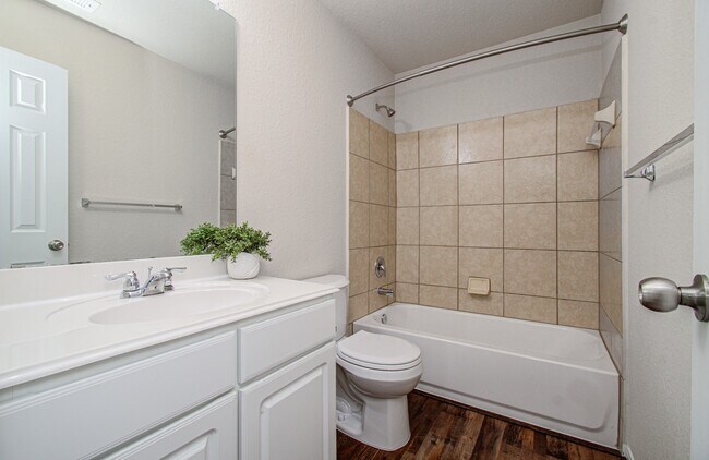 Building Photo - 14915 Calico Heights Ln