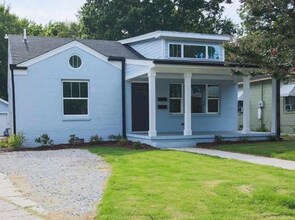 Building Photo - Beautiful 2 bedroom home in downtown Raleigh!