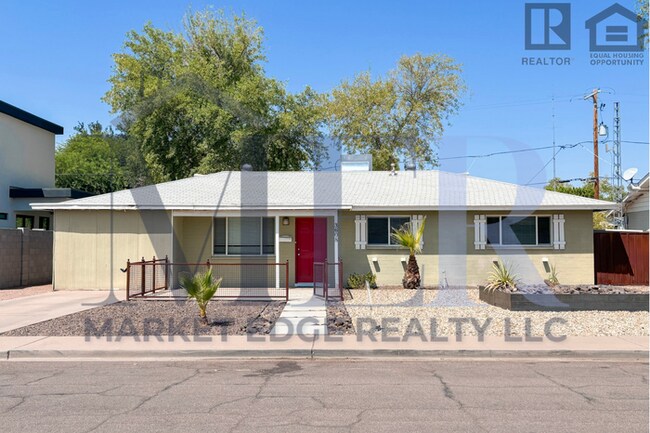 Building Photo - 3Bed/2Bath House in Central Scottsdale! $1...