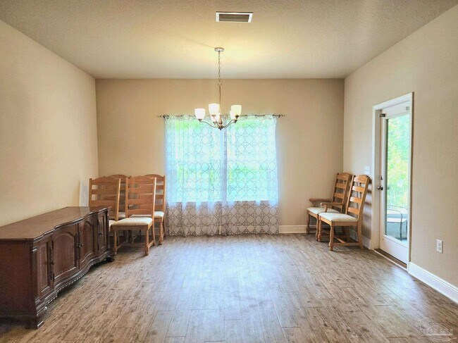 Building Photo - 8609 Bucklebury Dr