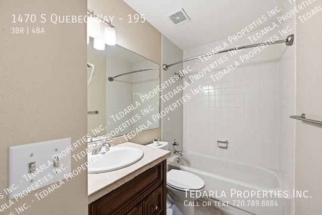 Building Photo - 1470 S Quebec Way