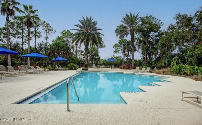 Building Photo - 1655 The Greens Way