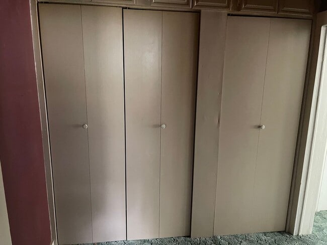 Building Photo - $795 - 2 bed 1 bath - Single Family Home