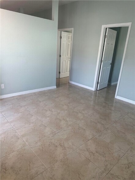 Building Photo - 2156 18th St