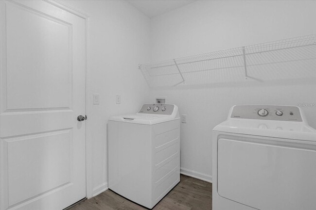 Building Photo - 2302 Burney Fls Ln