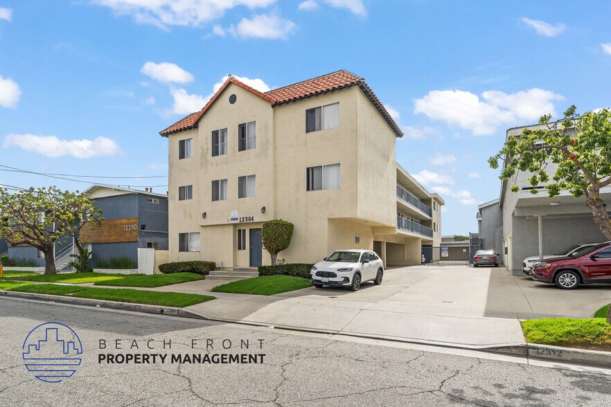 Primary Photo - 12304 Grevillea Ave.