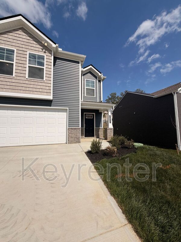 Building Photo - 7033 Randleman Dr