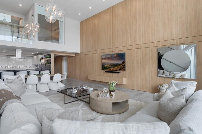 Building Photo - 4701 Meridian Ave