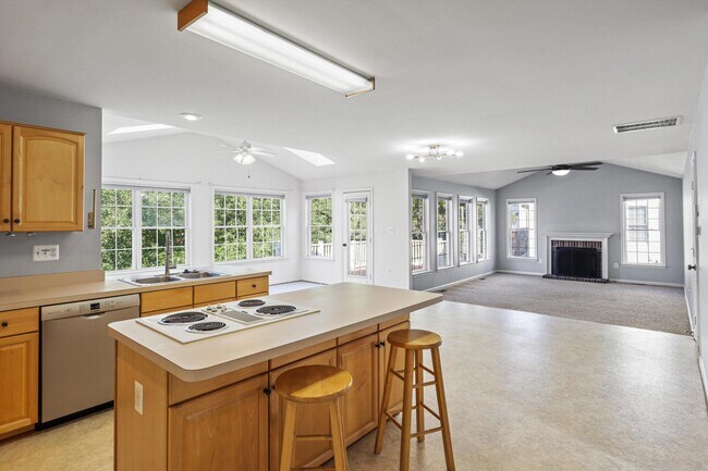 Building Photo - 5099 Leatherback Rd