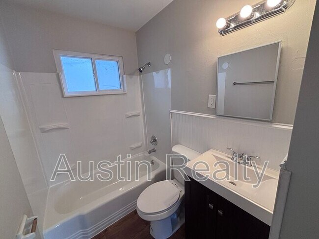 Building Photo - 8634 Burton Ave