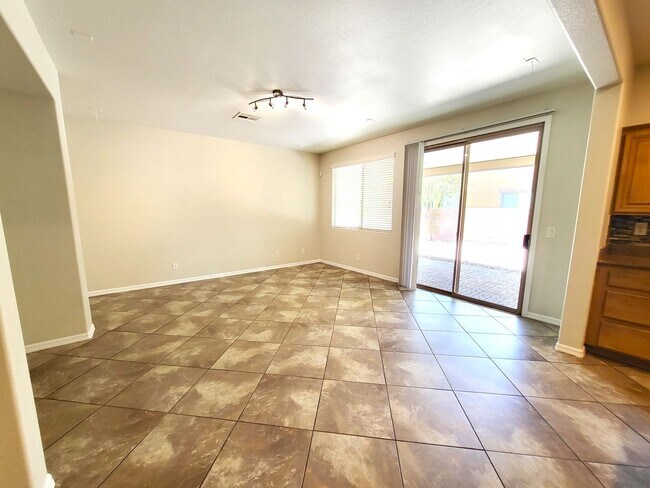 Building Photo - 1053 Via Canale Dr