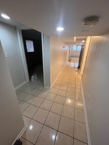 Rear Hall - 2232 Ridgeland Ave