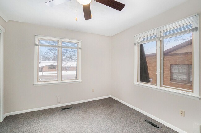 Building Photo - 6133 King Hwy