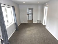 Building Photo - 1007 Fournie St