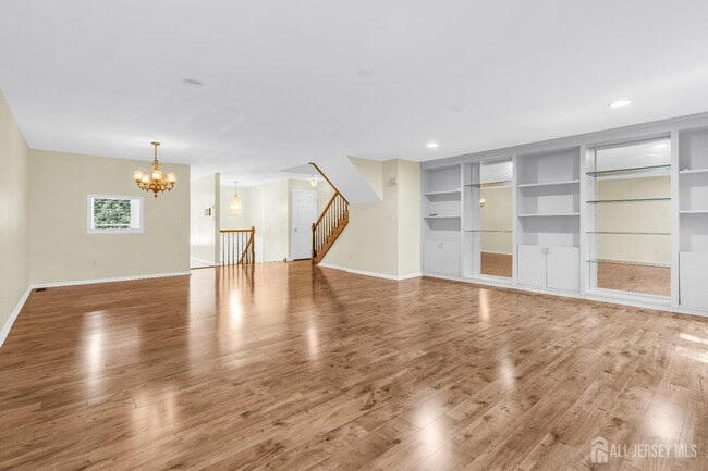 Building Photo - 3604 Springbrook Dr