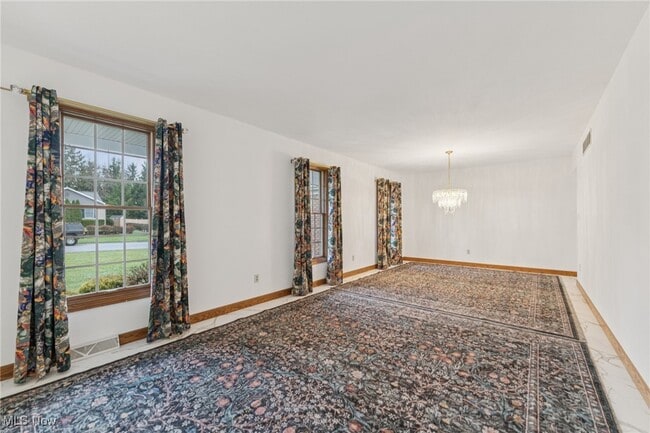 Building Photo - 276 S Bayshore Dr