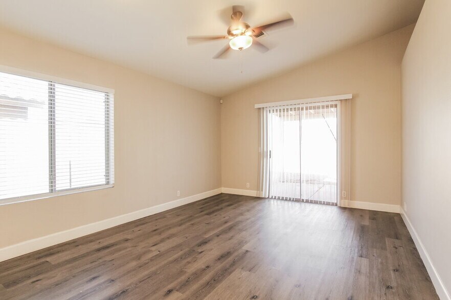 Building Photo - 15746 W Young St