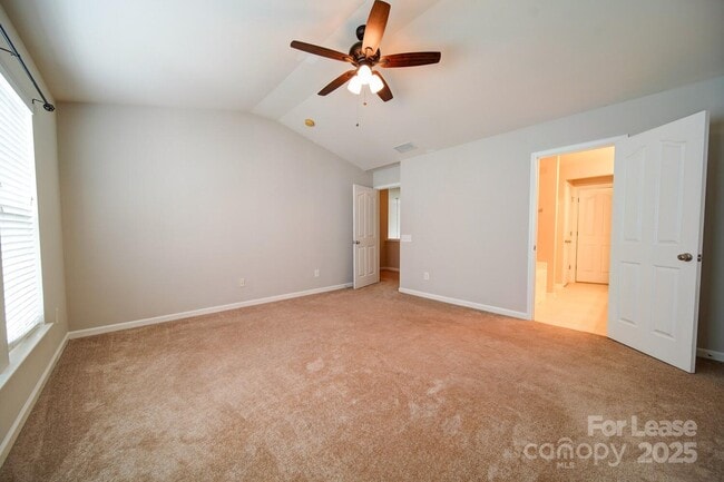 Building Photo - 9821 Carson Whitley Ave