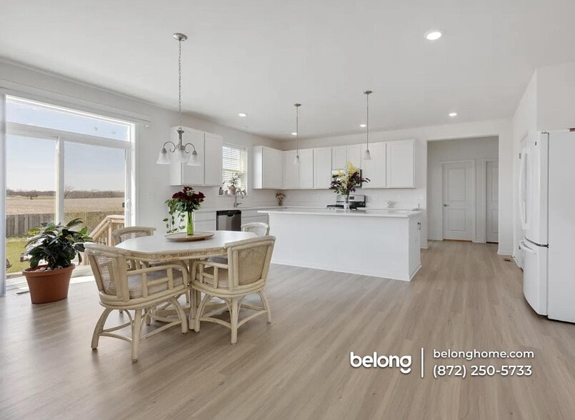 Building Photo - 1812 Empress Dr