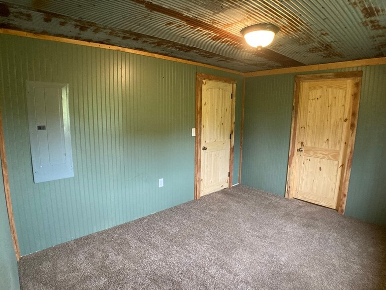 Building Photo - 4700 Norman Dr