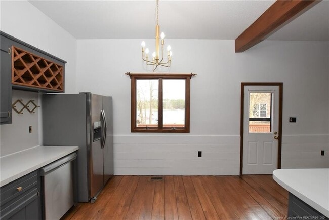 Building Photo - 45 Lookout Point