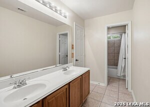 Building Photo - 8603 Solano Dr