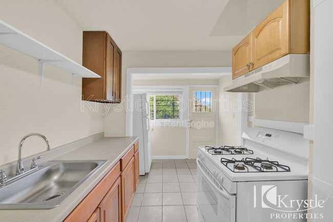 Building Photo - 1026 Carolina St