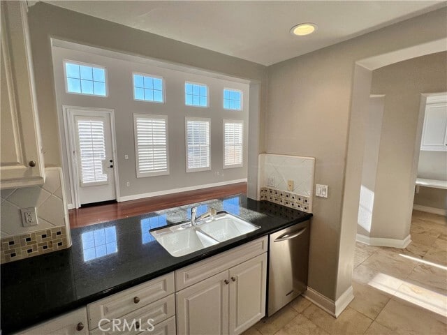 Building Photo - 12975 Agustin Pl