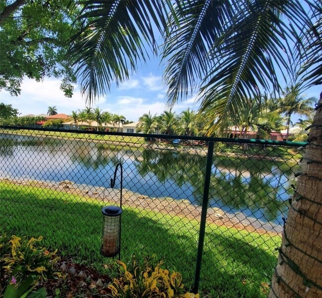 Building Photo - 7464 SW 164th Ct