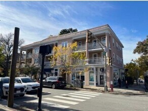 Building Photo - 375 Walden St