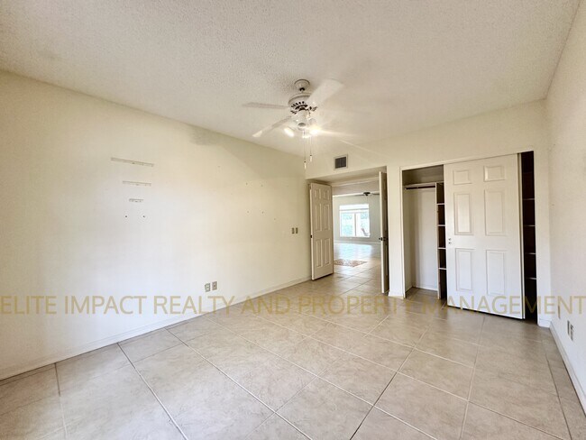 Building Photo - 64427 E Rolling Rock Ct