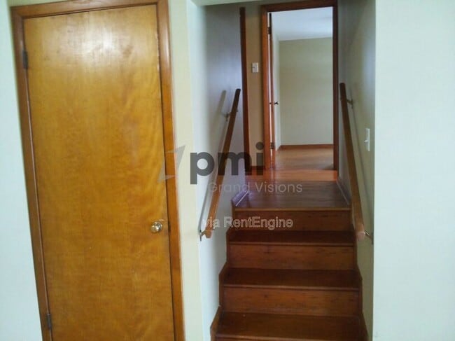 Building Photo - 2317 W Ramsey Dr