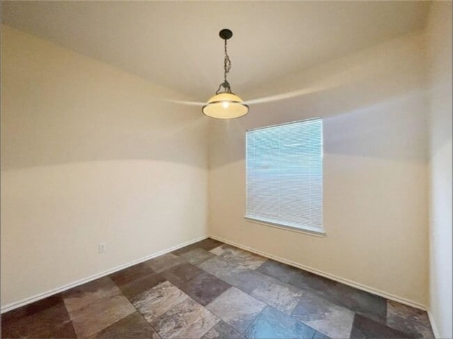 Building Photo - 18208 Maxa Dr