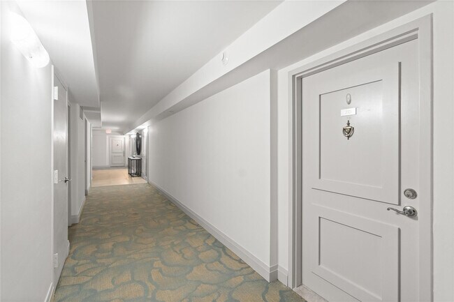 Building Photo - 5200 N Ocean Blvd