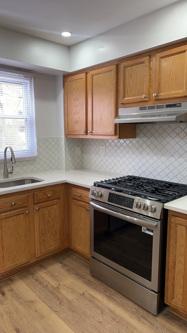 Building Photo - 3802 Lyndale Ave