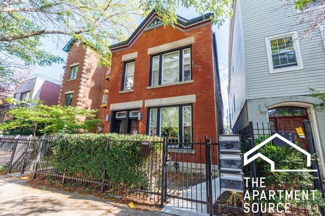 Building Photo - 913 N Honore St