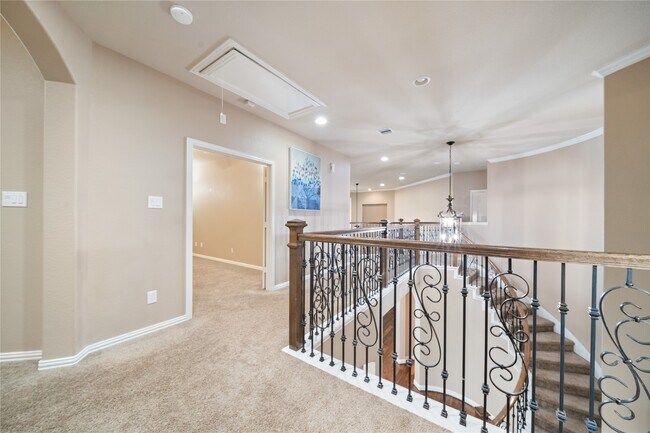 Building Photo - 10314 Radcliff Lake Dr