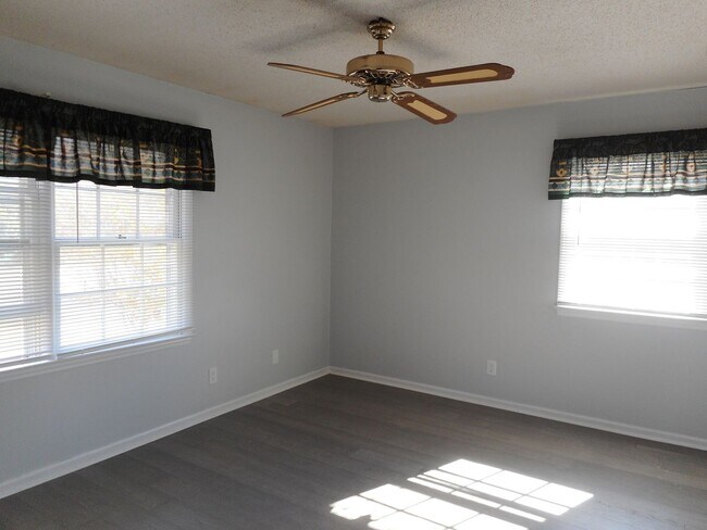 Building Photo - Northwest Greensboro NC Home for Lease