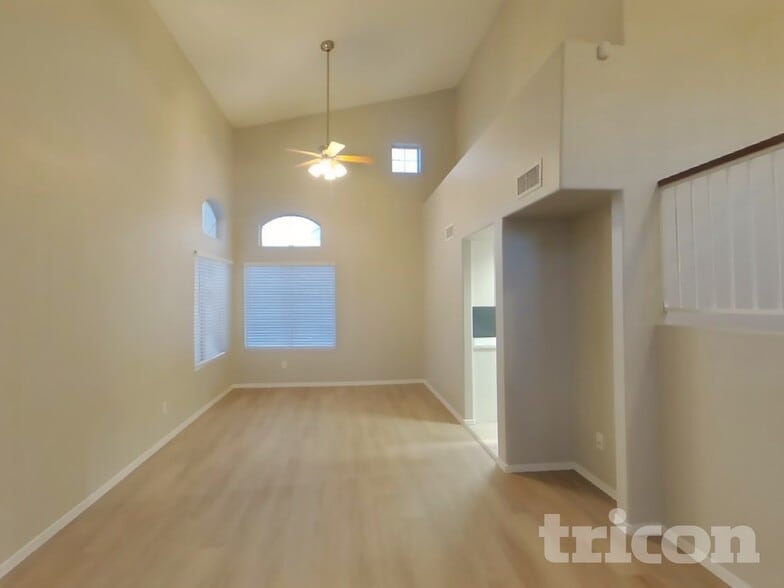 Building Photo - 11333 W Crimson Ln