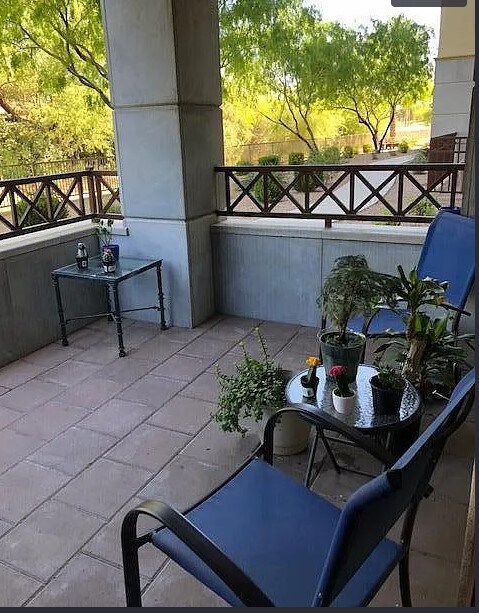 Building Photo - 7291 N Scottsdale Rd