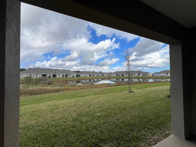 Building Photo - 8638 Giovanni Ave