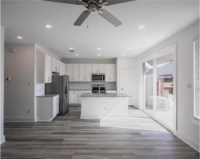 Building Photo - 2530 Alister Ln