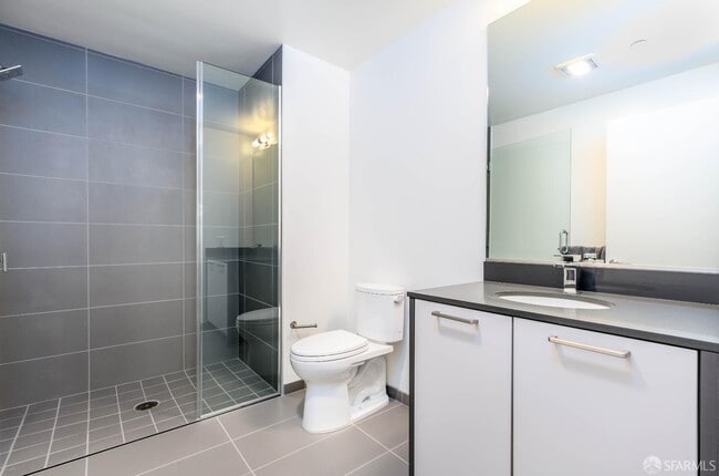 Building Photo - 1075 Market St