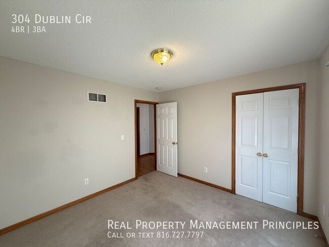 Building Photo - 304 Dublin Cir