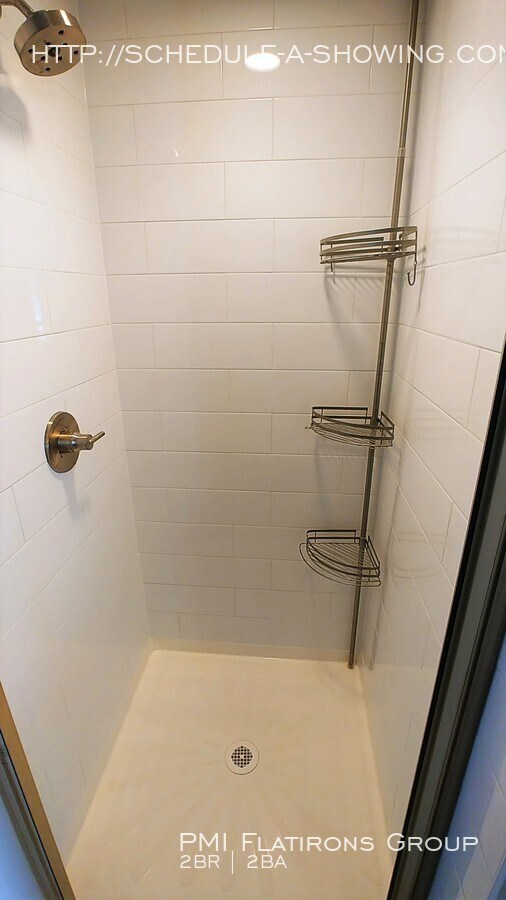 Building Photo - Brand New Cherrywood Condo